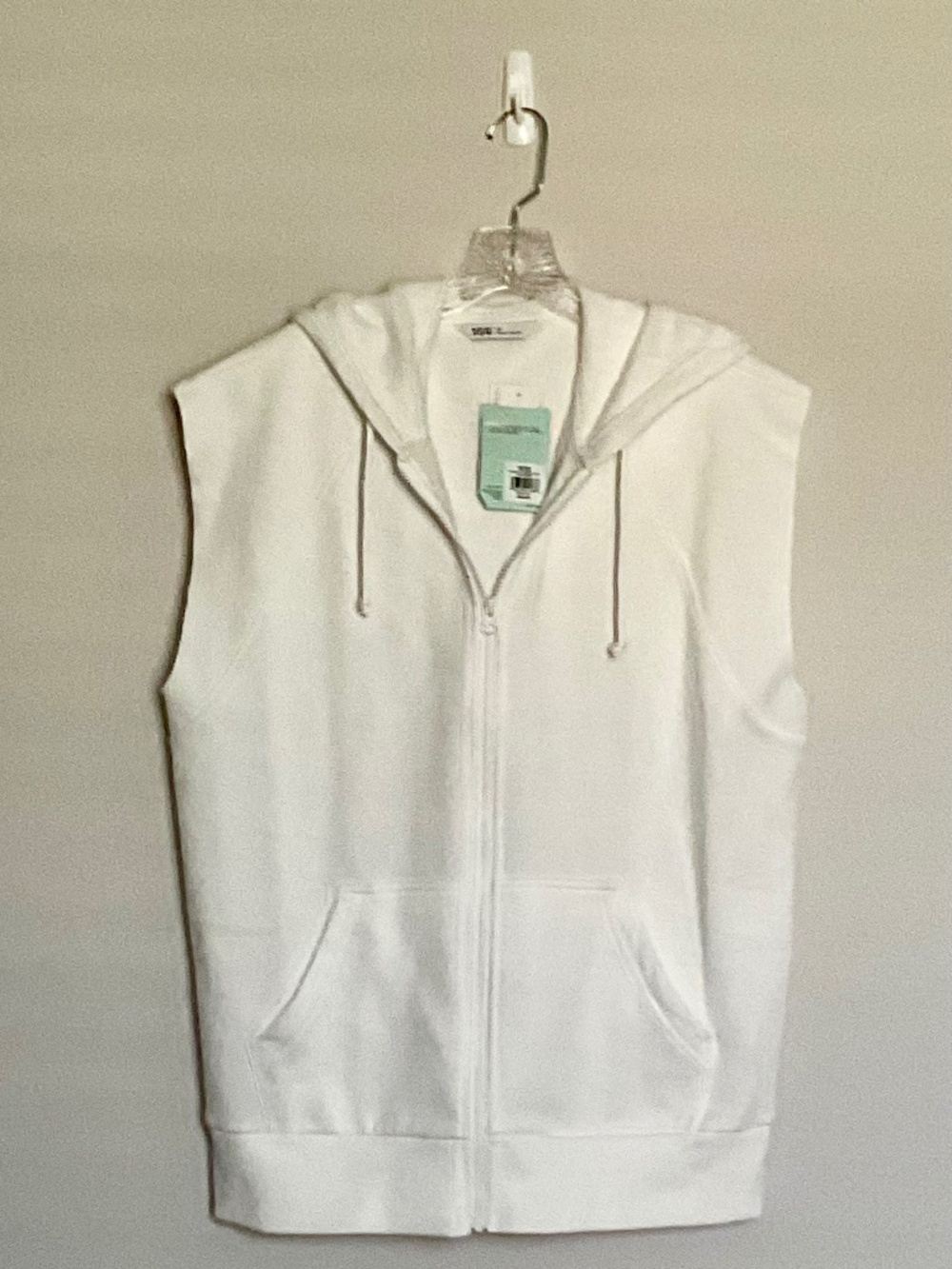 DSG Women’s Medium White Sleeveless Fleece Hoodie NWT